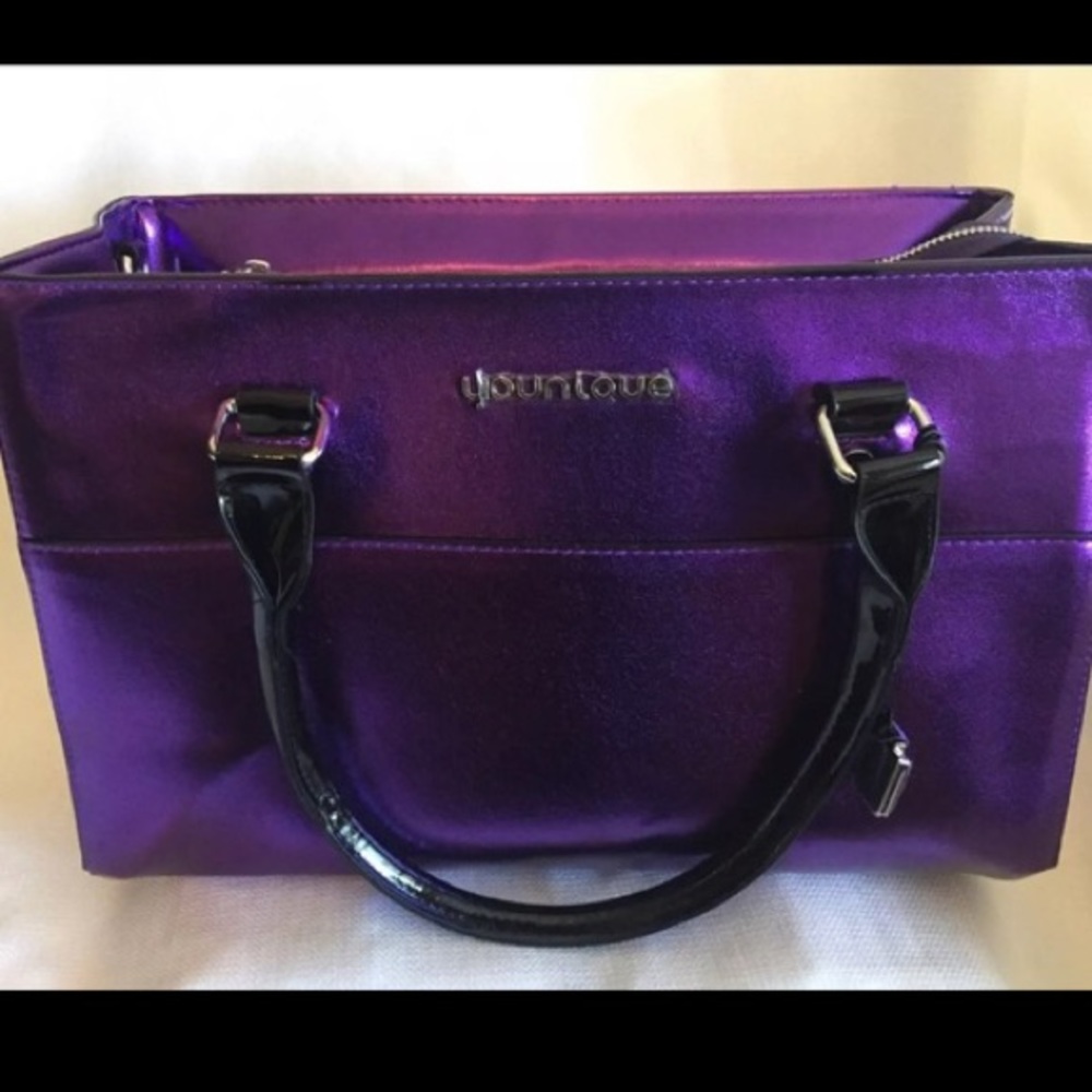 Younique purse (Presenters Bag)